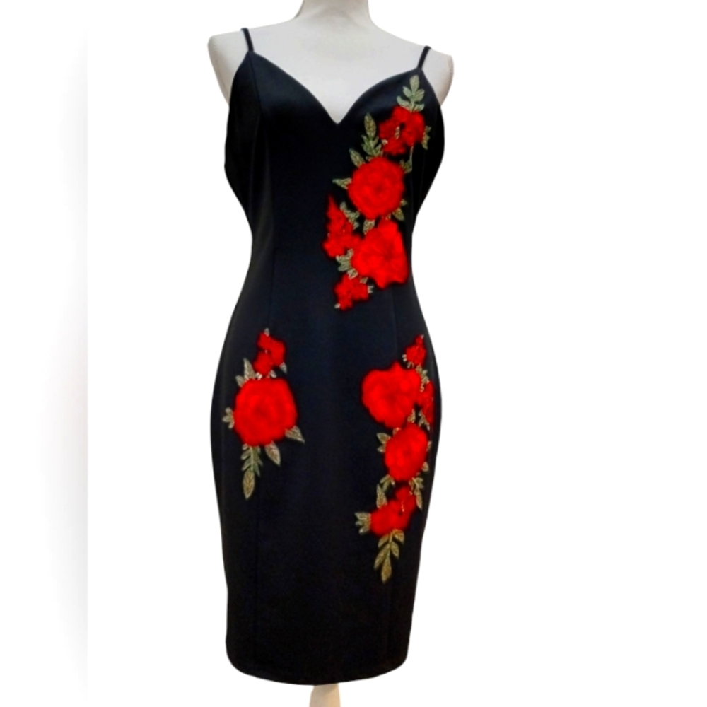 Black bodycon Red Rose applique Adjustable Straps Spandex mini dress Large